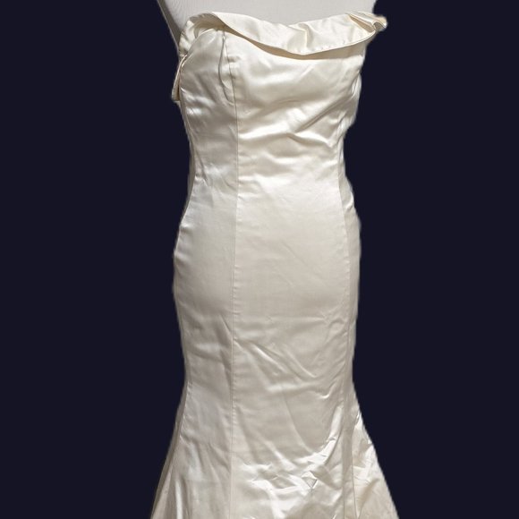 Vintage Paloma Blanca Mermaid Silk Satin Wedding Gown - Size 6 - Picture 2 of 6